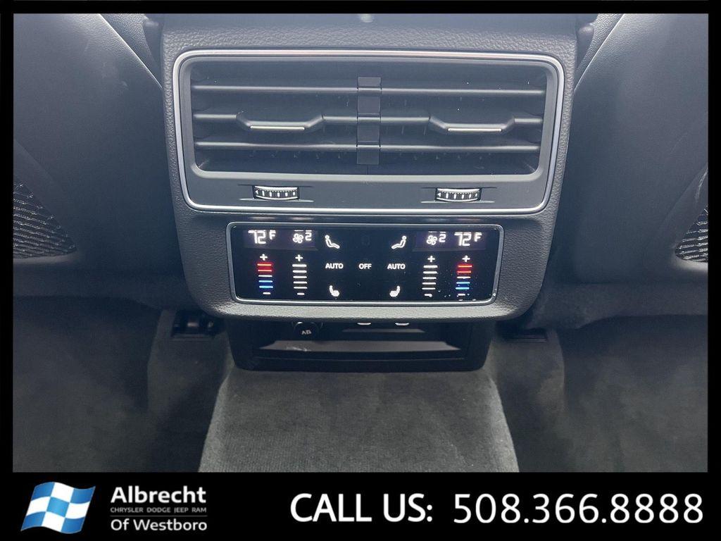 2023 Samurai Gray Metallic Audi Q7