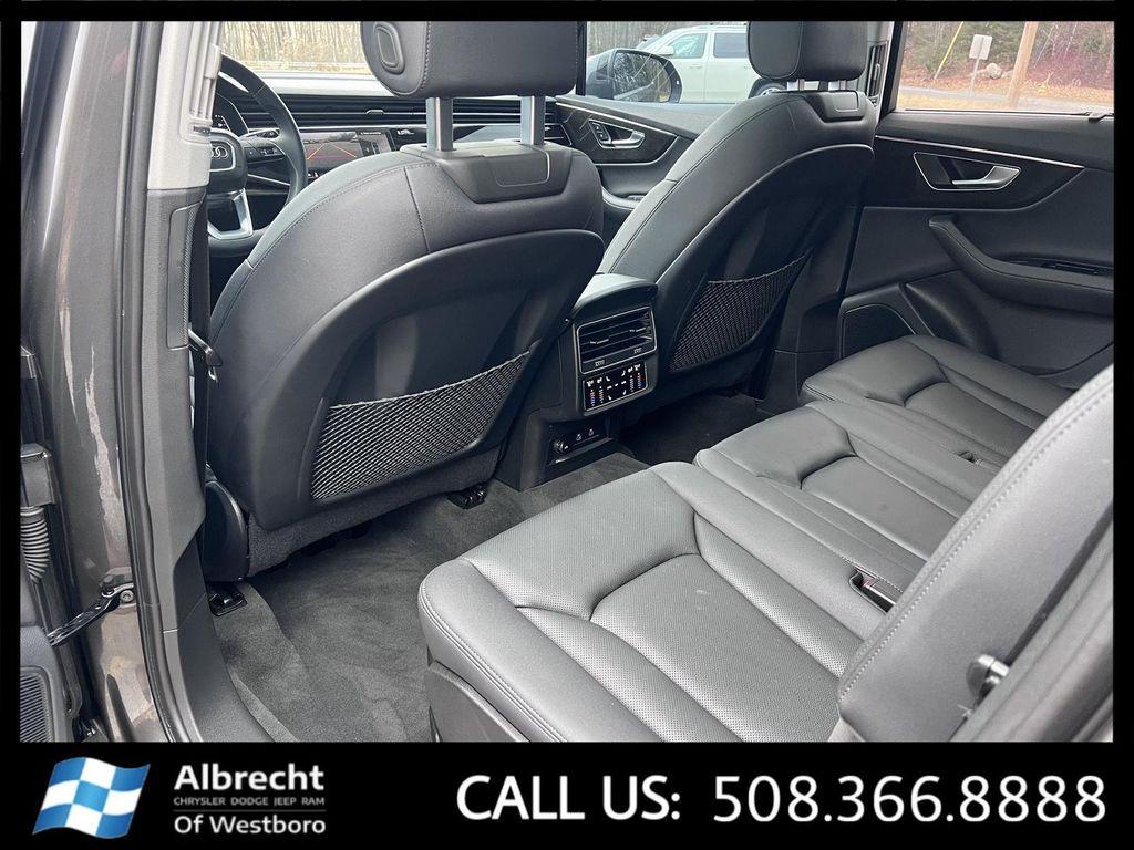 2023 Samurai Gray Metallic Audi Q7