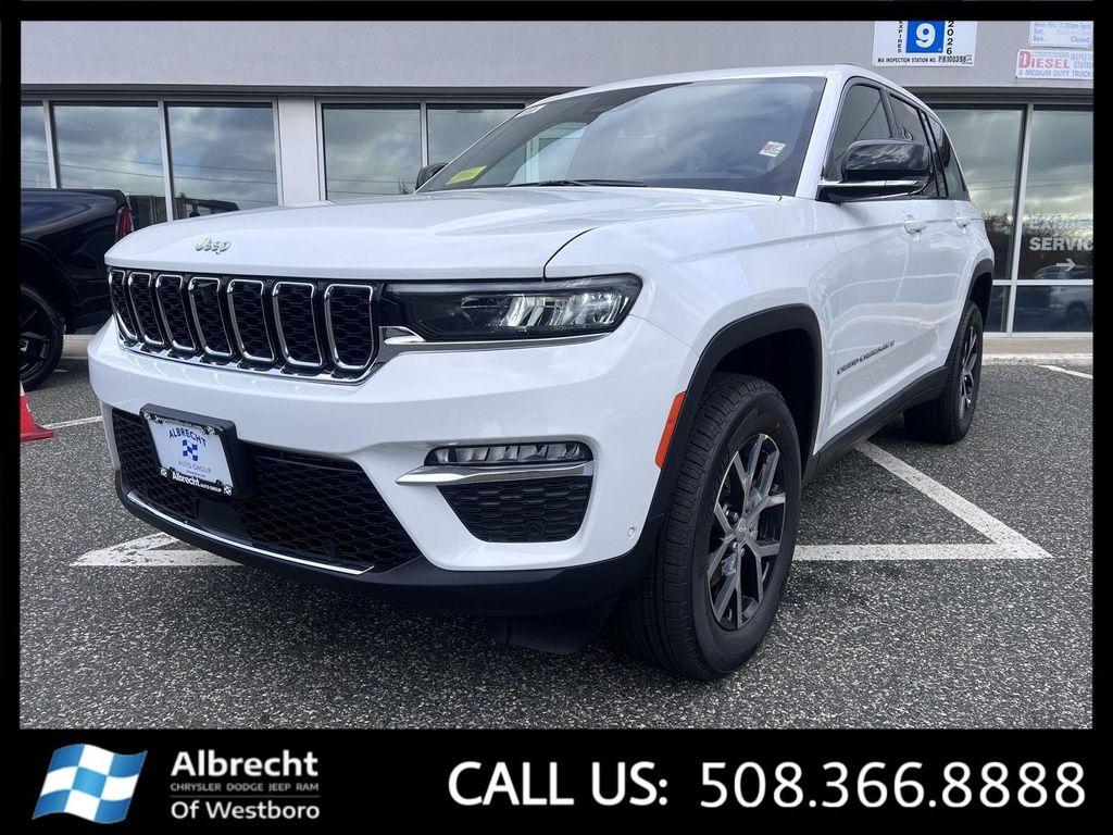 new 2025 Jeep Grand Cherokee car, priced at $46,165