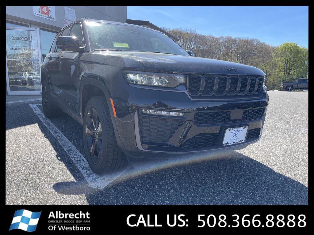 new 2026 Jeep Grand Cherokee car, priced at $45,184