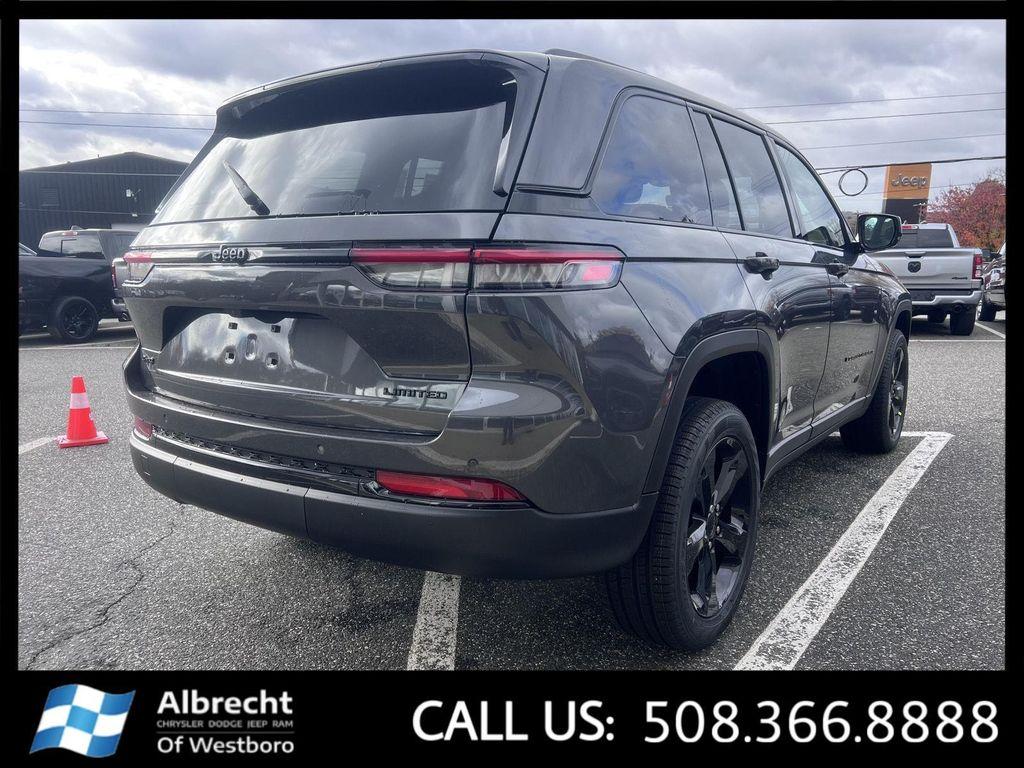 new 2025 Jeep Grand Cherokee car, priced at $46,625