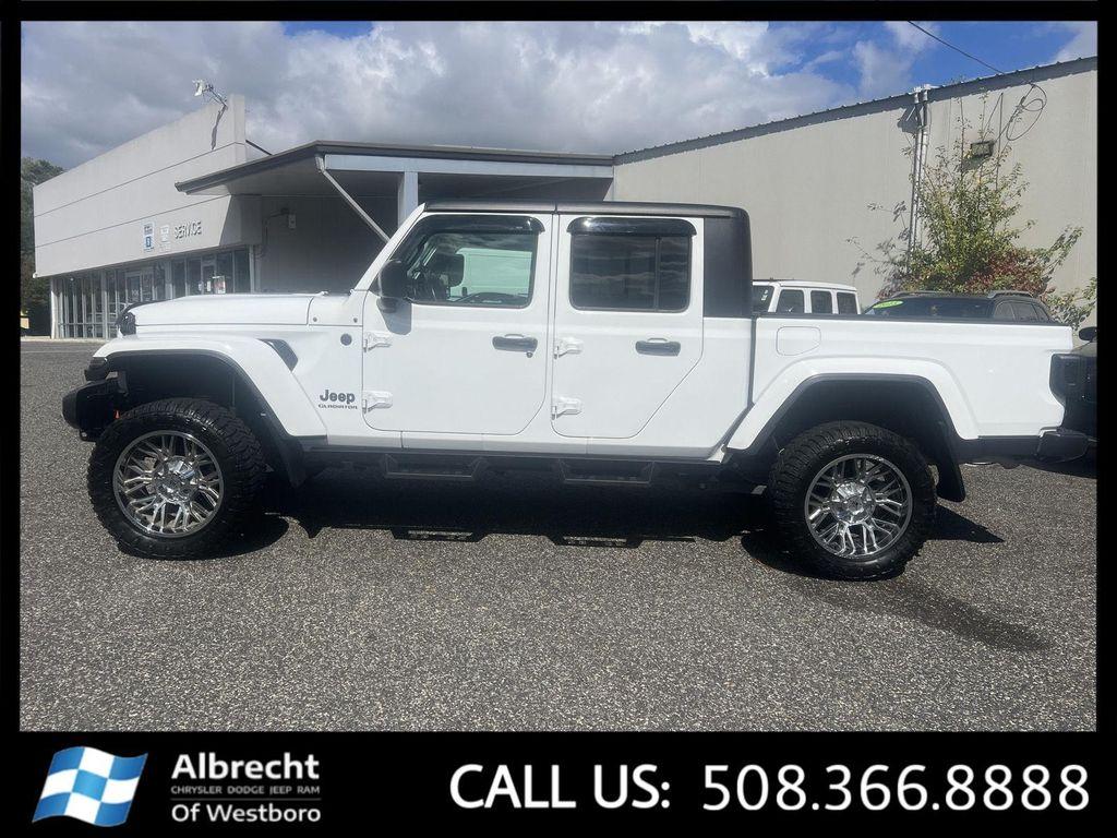 used 2022 Jeep Gladiator car, priced at $28,398