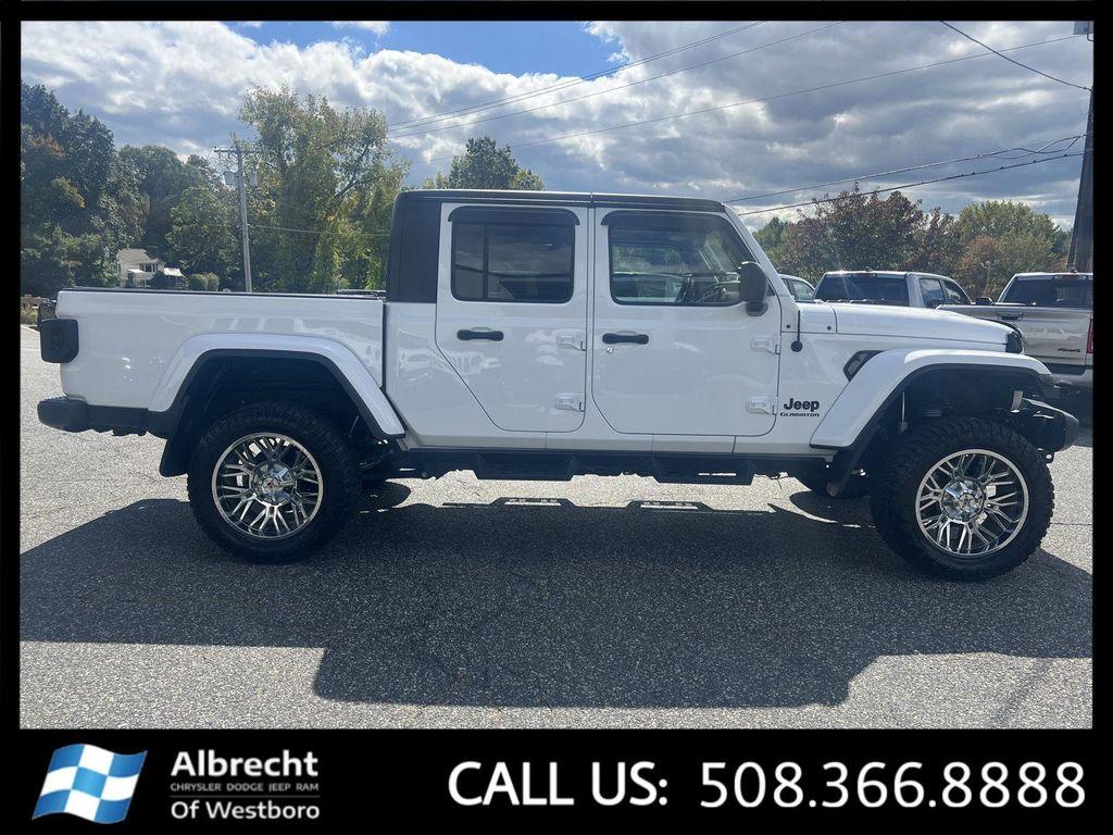 used 2022 Jeep Gladiator car, priced at $28,398