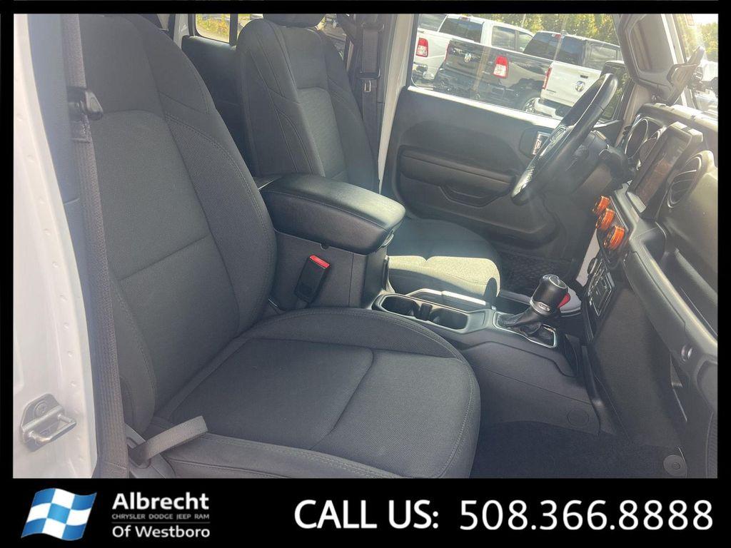 used 2022 Jeep Gladiator car, priced at $28,398