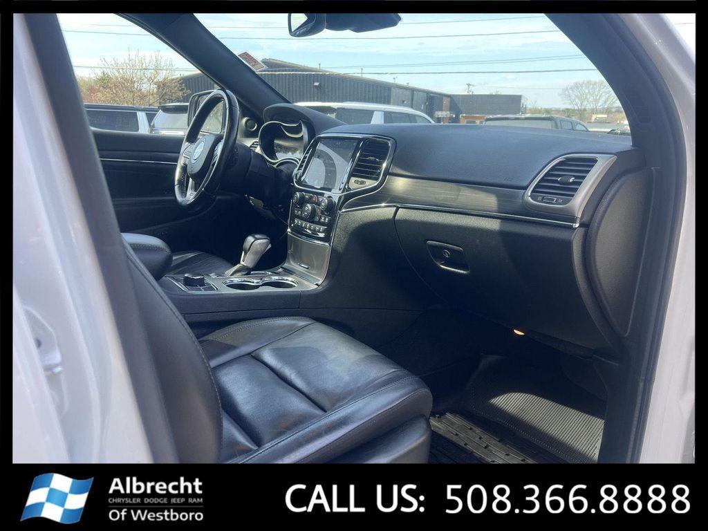 used 2022 Jeep Grand Cherokee car, priced at $27,544