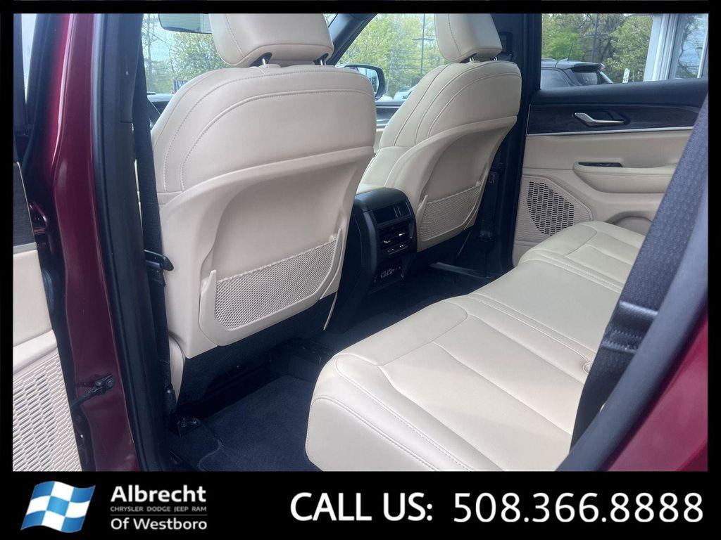 used 2025 Jeep Grand Cherokee car