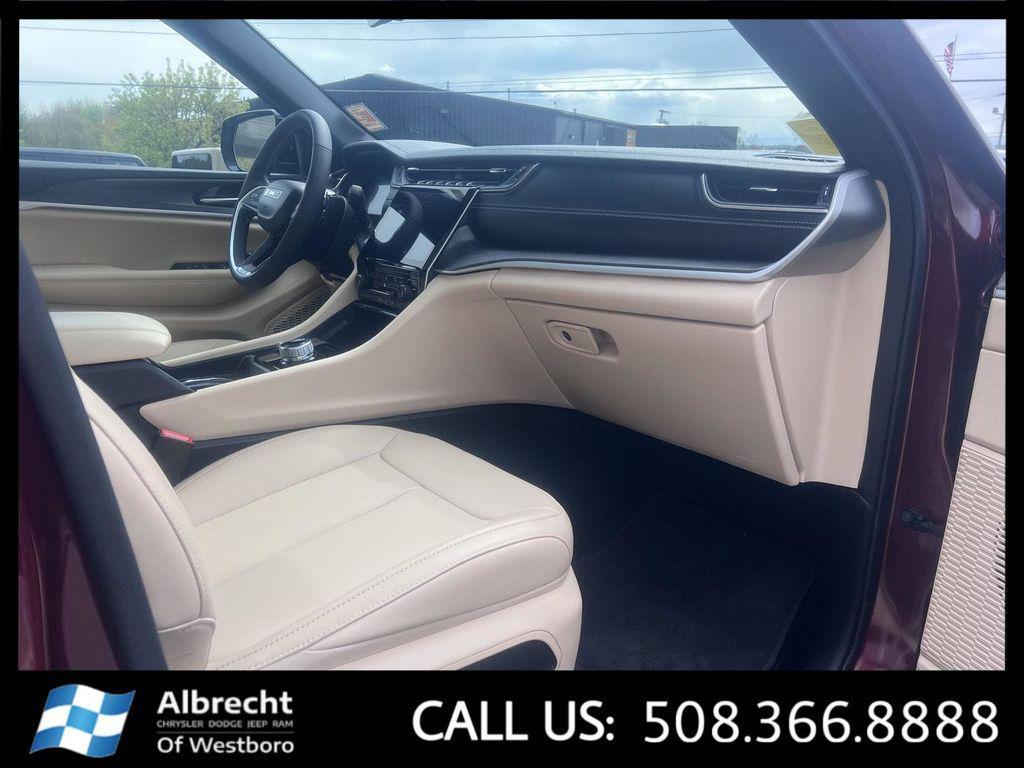 used 2025 Jeep Grand Cherokee car