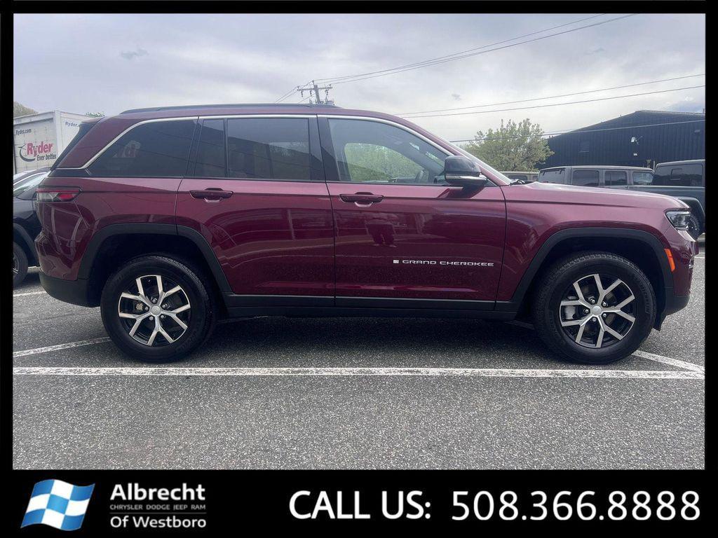 used 2025 Jeep Grand Cherokee car