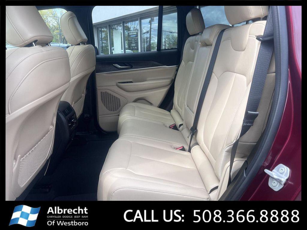 used 2025 Jeep Grand Cherokee car