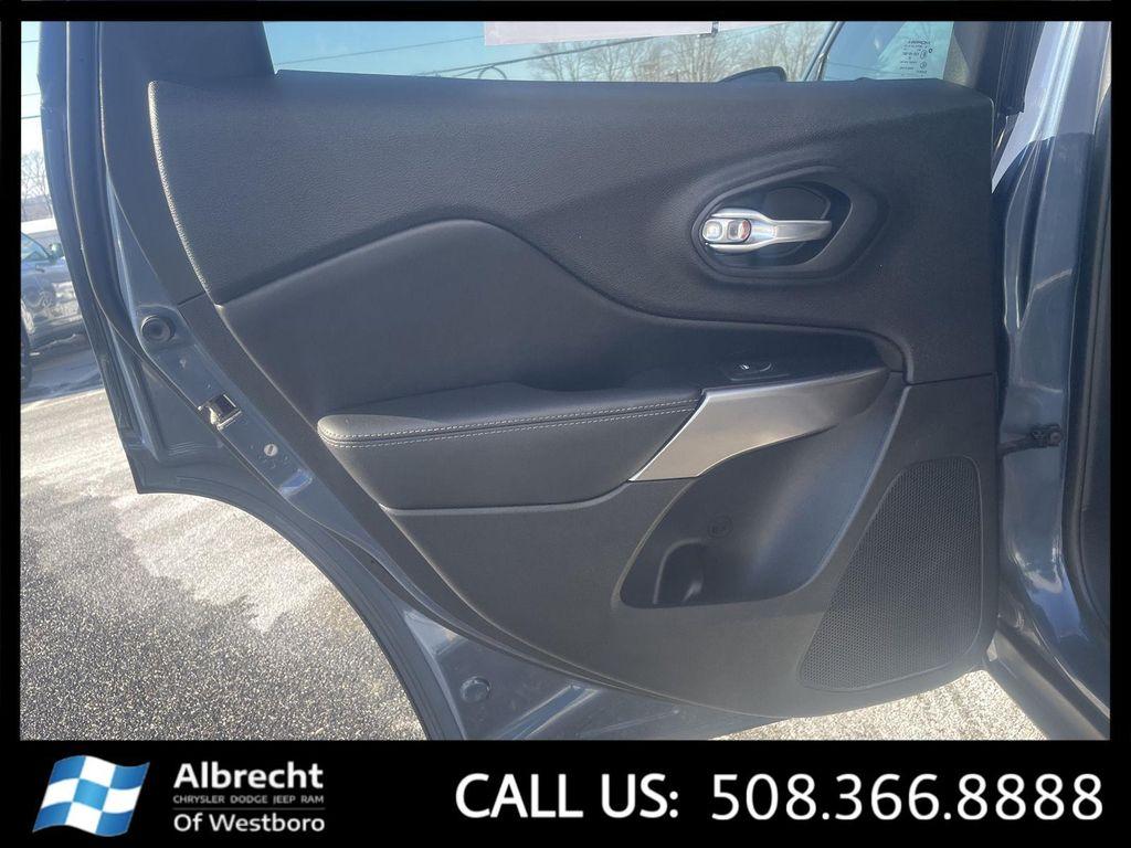 used 2021 Jeep Cherokee car, priced at $19,032