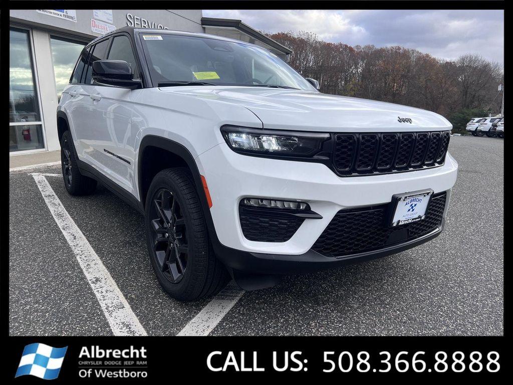 new 2025 Jeep Grand Cherokee car, priced at $46,976