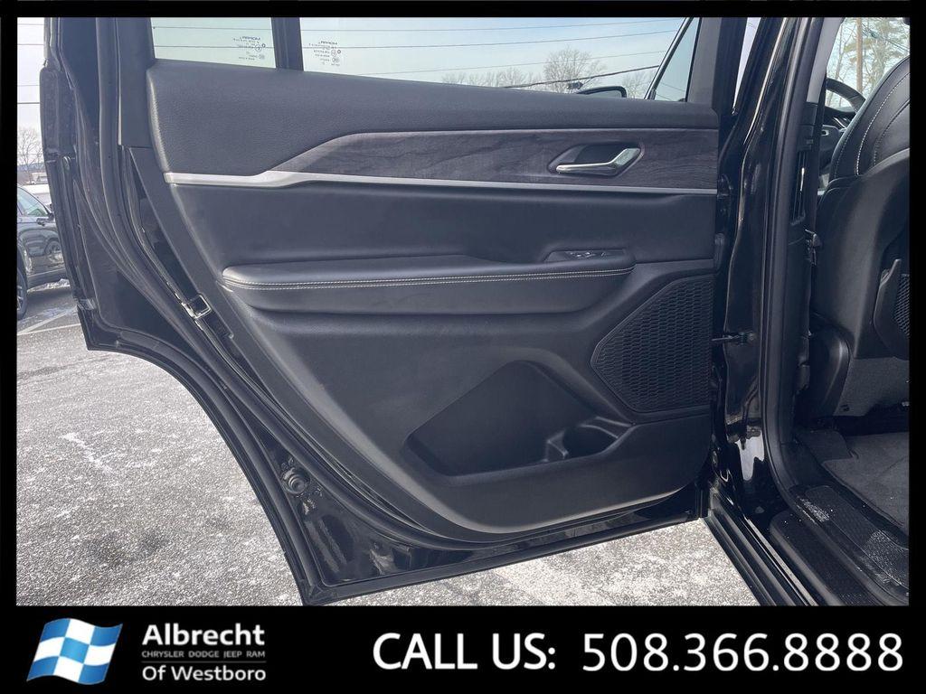 used 2024 Jeep Grand Cherokee L car, priced at $34,161