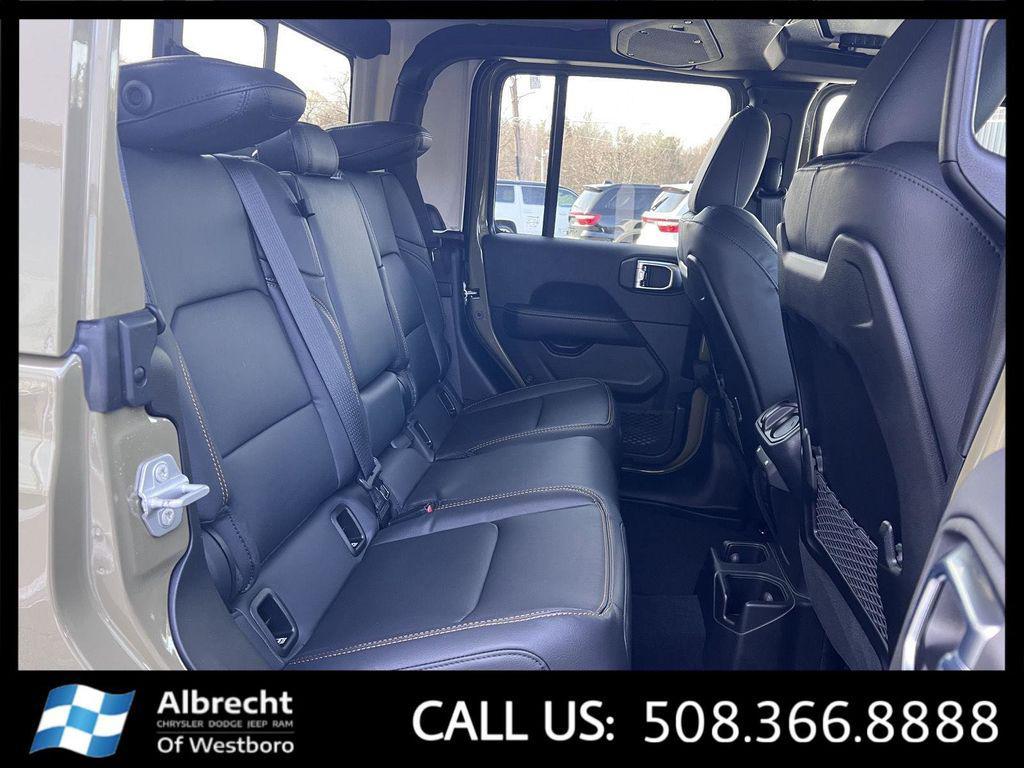 new 2026 Jeep Gladiator car, priced at $53,125