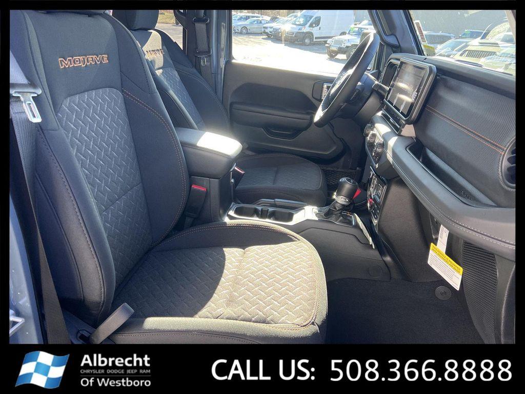 new 2026 Jeep Gladiator car, priced at $62,015