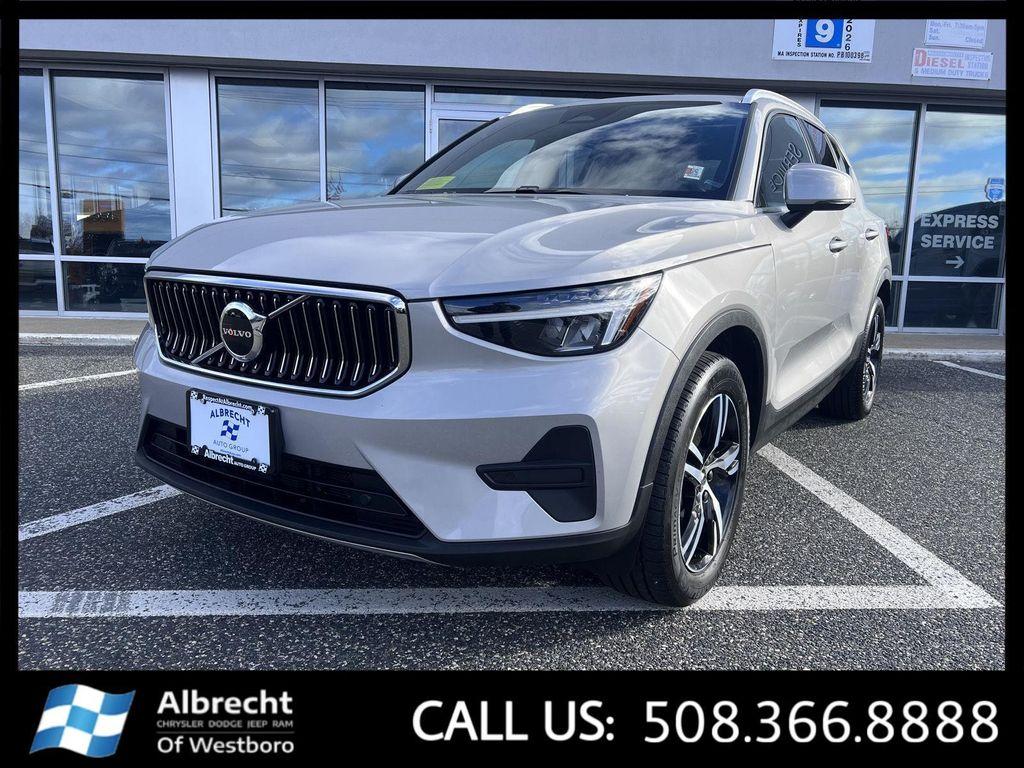 used 2024 Volvo XC40 car, priced at $26,962