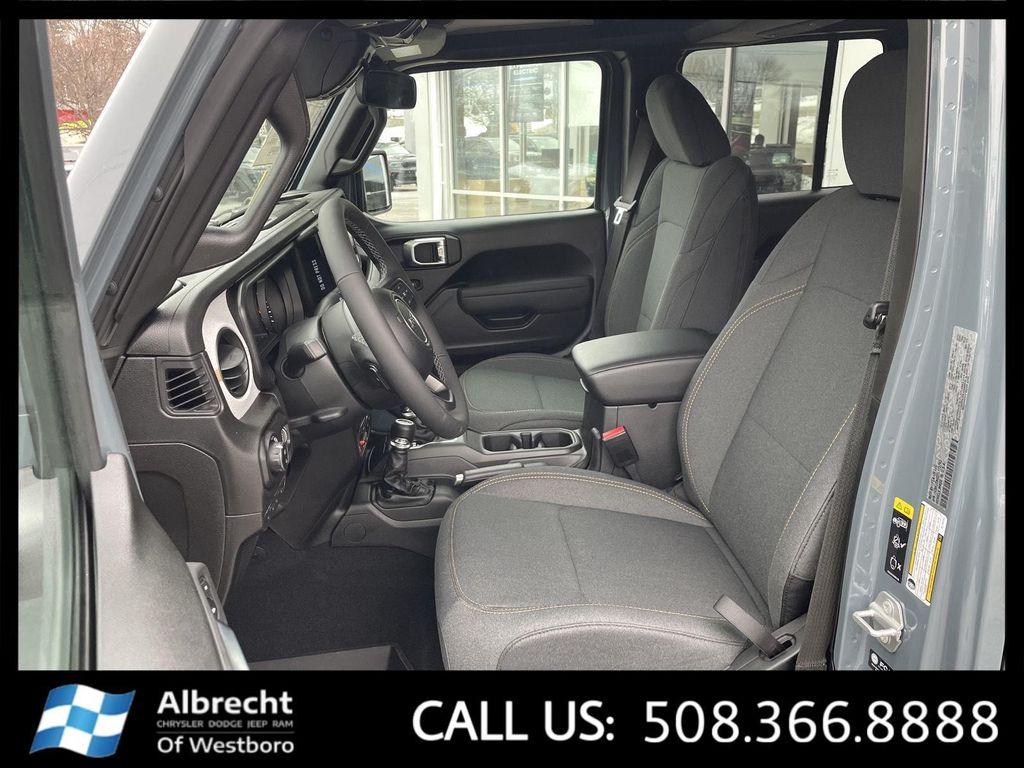 new 2026 Jeep Gladiator car, priced at $54,550