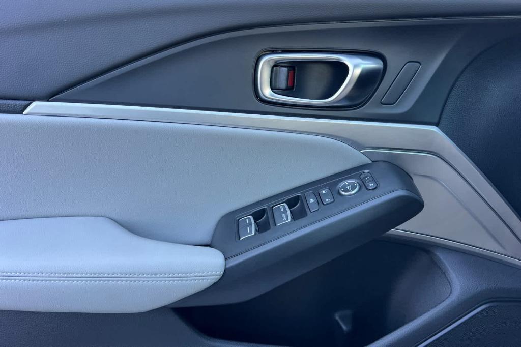 used 2025 Acura Integra car, priced at $33,210