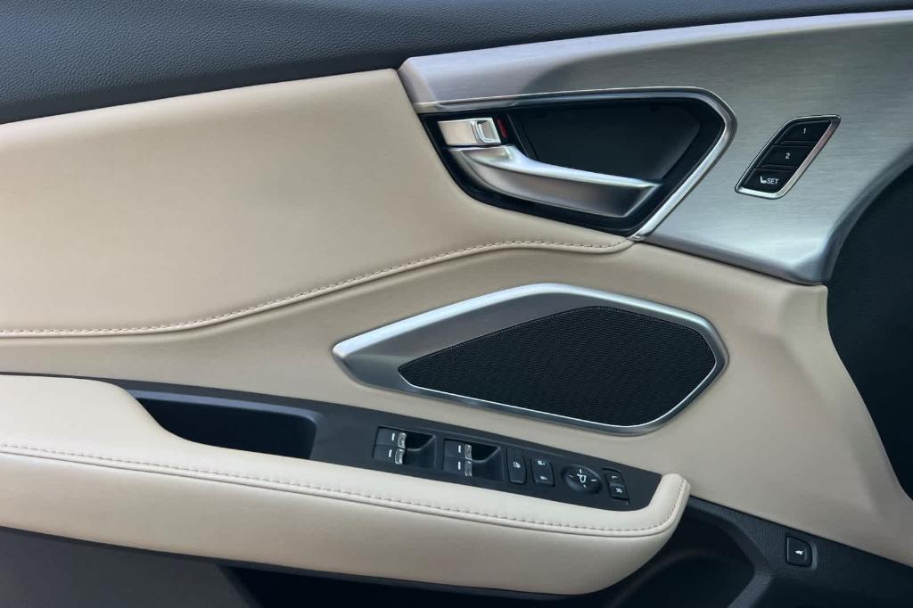 used 2023 Acura RDX car, priced at $36,770