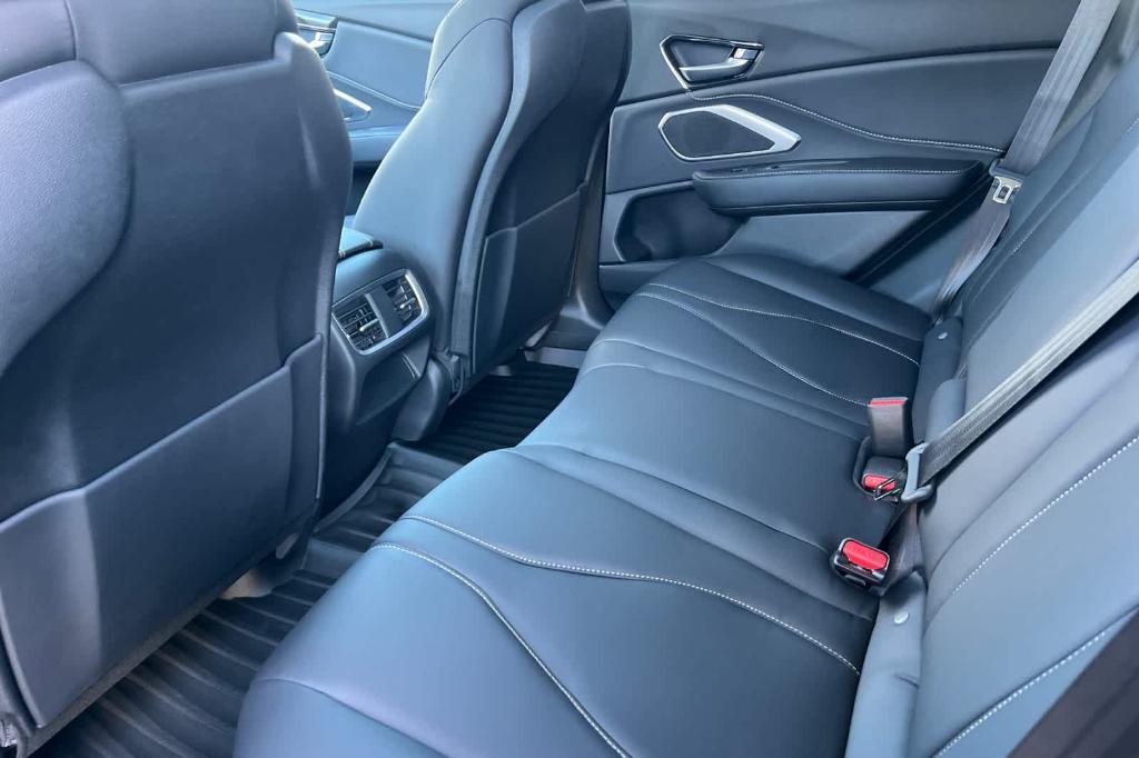 new 2026 Acura RDX car, priced at $46,450