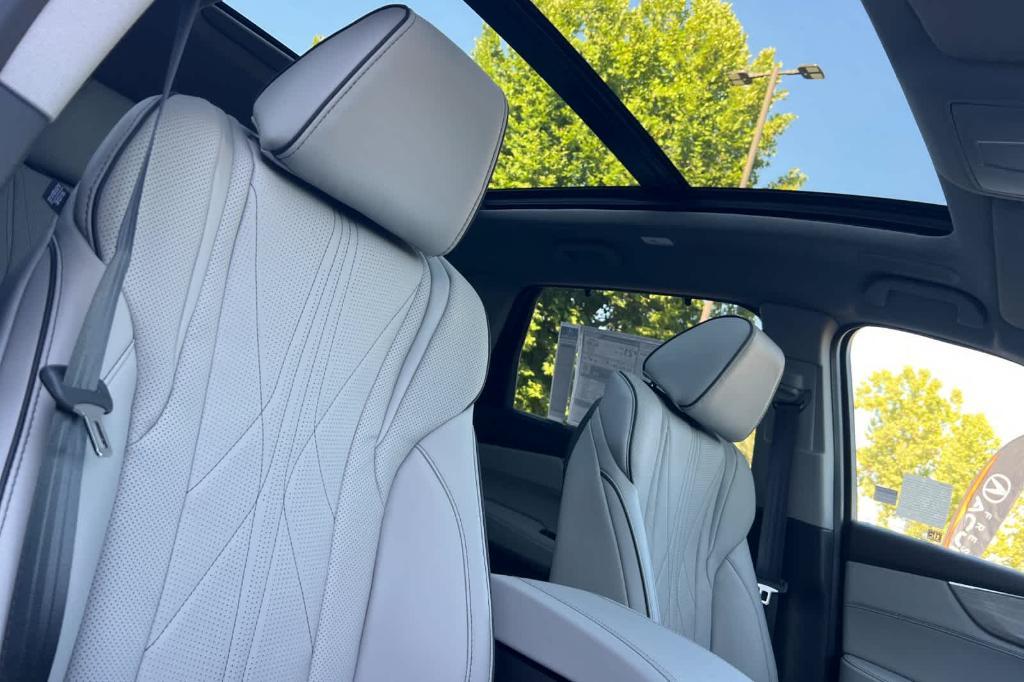 new 2026 Acura MDX car, priced at $68,250