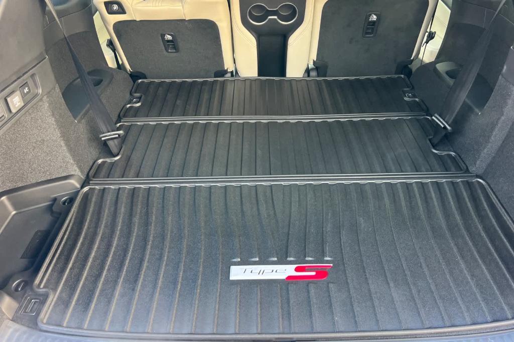 new 2026 Acura MDX car, priced at $77,900