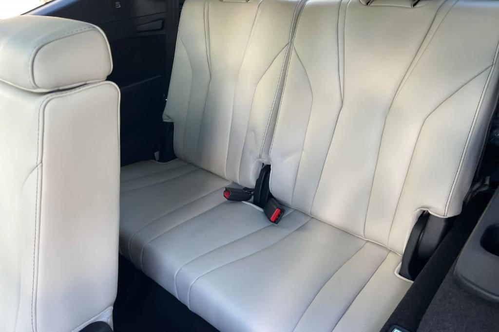 new 2026 Acura MDX car, priced at $77,900