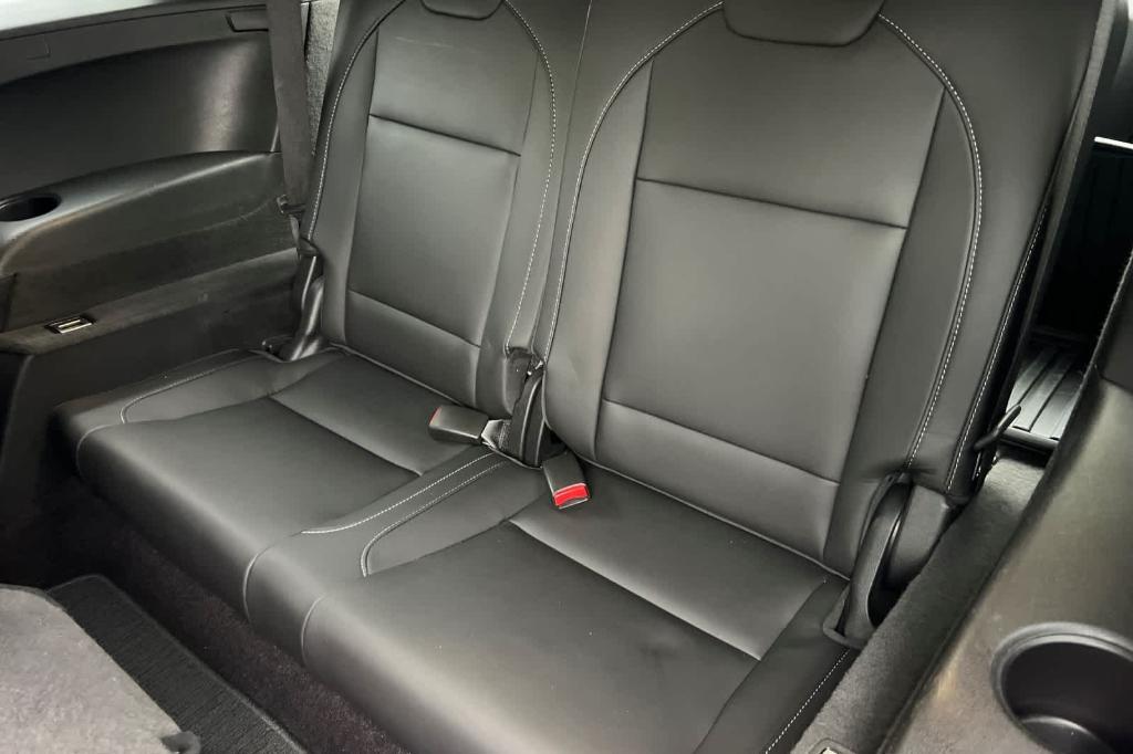 used 2020 Acura MDX car, priced at $27,737