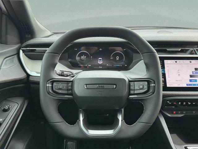 new 2026 Jeep Cherokee car, priced at $39,900