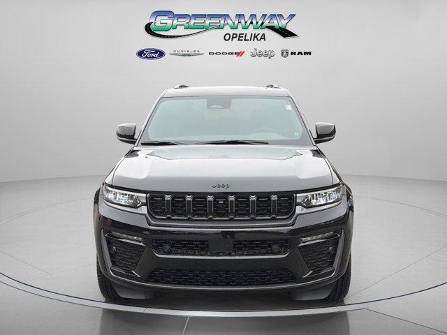 new 2026 Jeep Grand Cherokee car, priced at $46,900