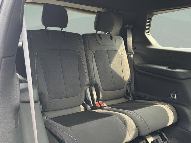 new 2026 Jeep Grand Cherokee L car, priced at $38,999