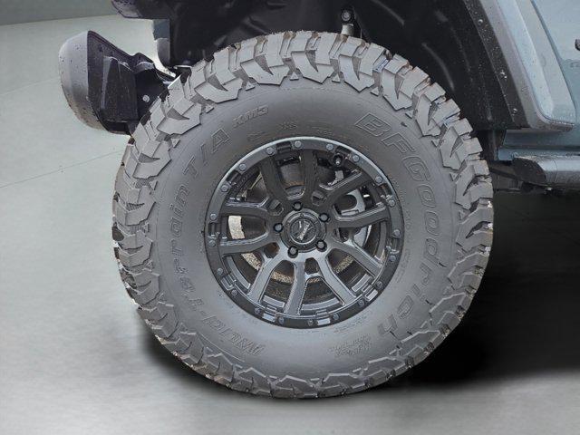 new 2025 Jeep Gladiator car, priced at $47,499