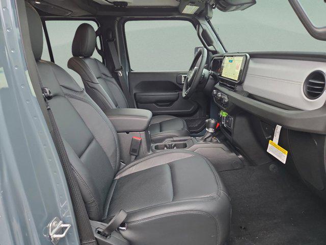 new 2025 Jeep Gladiator car, priced at $47,499