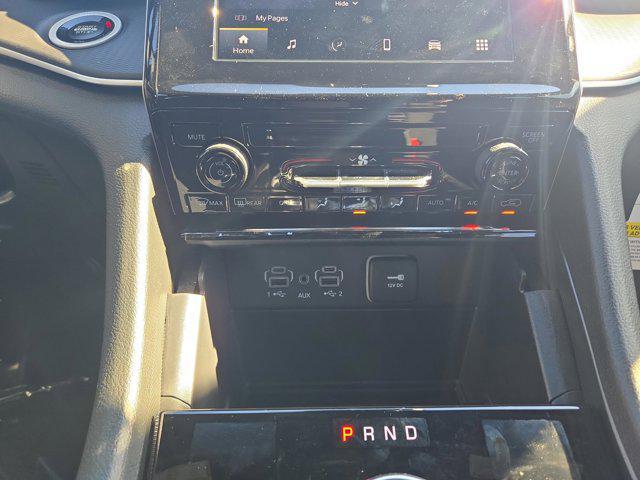 new 2025 Jeep Grand Cherokee car, priced at $28,300