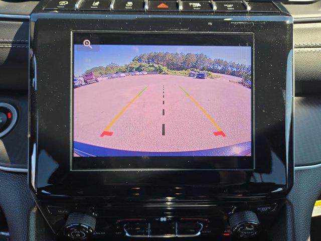 new 2025 Jeep Grand Cherokee car, priced at $27,999