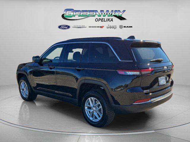 new 2025 Jeep Grand Cherokee car, priced at $27,999