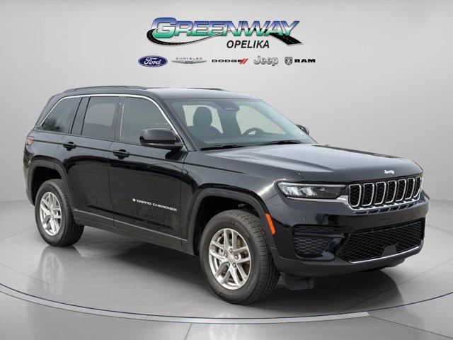 new 2025 Jeep Grand Cherokee car, priced at $27,999