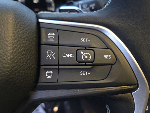 new 2025 Jeep Grand Cherokee car, priced at $34,999