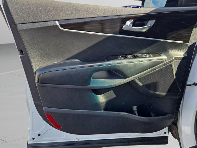 used 2020 Kia Sorento car, priced at $11,142