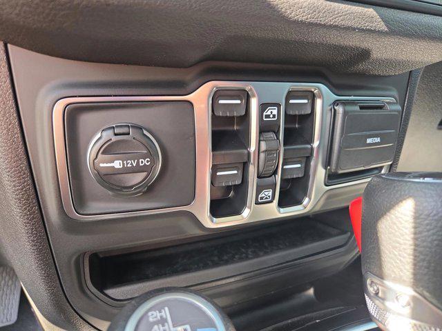 new 2025 Jeep Gladiator car, priced at $35,460