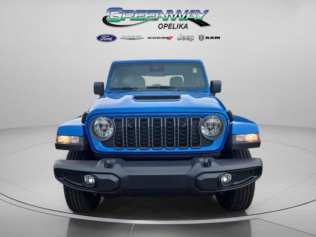 new 2025 Jeep Gladiator car, priced at $36,600