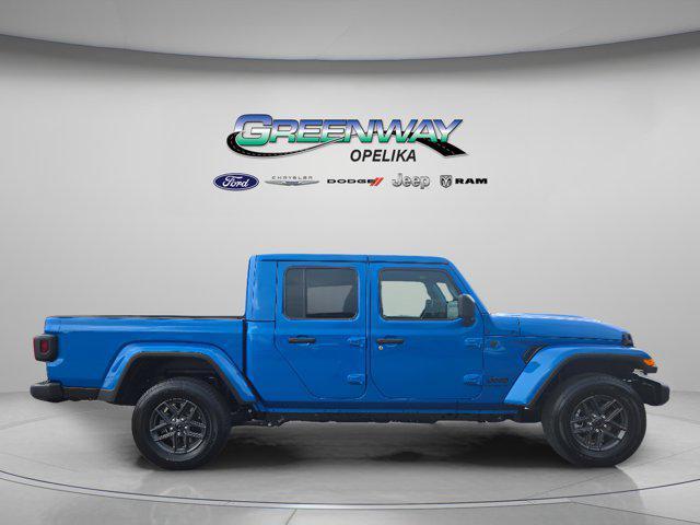 new 2025 Jeep Gladiator car, priced at $36,600