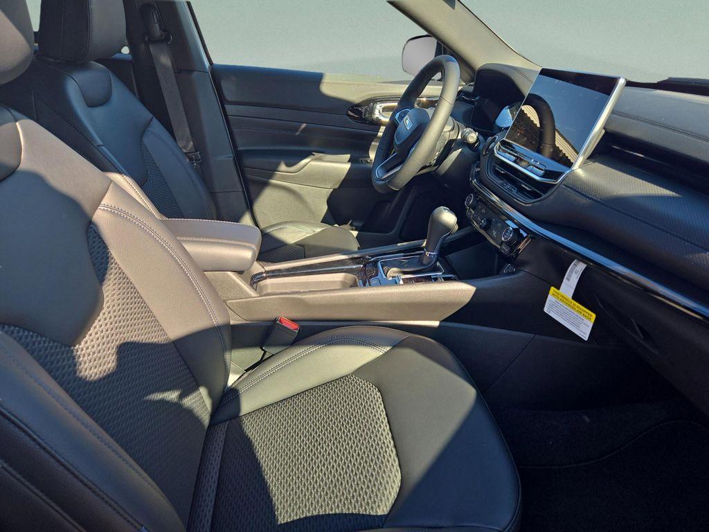 new 2026 Jeep Compass car, priced at $30,257