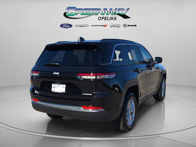 new 2025 Jeep Grand Cherokee car, priced at $27,990