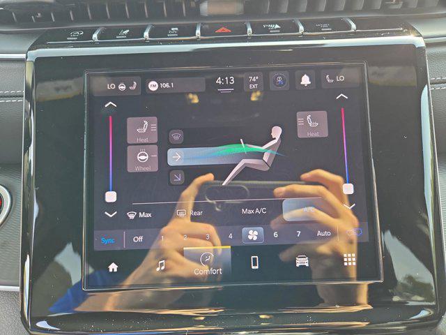 new 2025 Jeep Grand Cherokee car, priced at $30,025