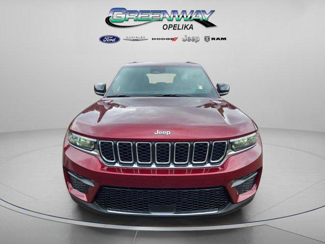 new 2025 Jeep Grand Cherokee car, priced at $29,999
