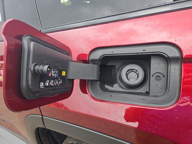 new 2025 Jeep Grand Cherokee car, priced at $29,999