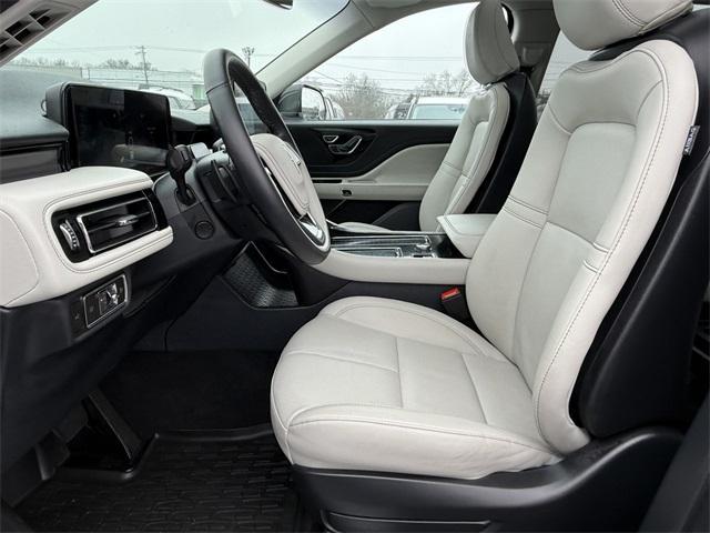 used 2025 Lincoln Aviator car, priced at $59,988