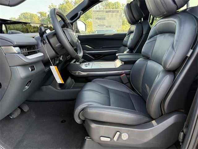 new 2025 Lincoln Navigator L car, priced at $109,675