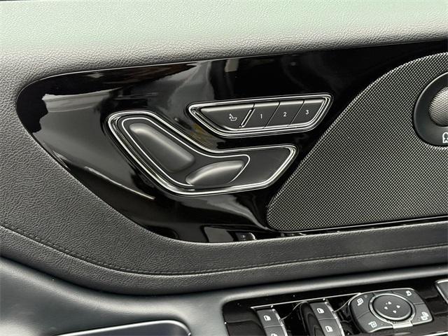 new 2025 Lincoln Aviator car, priced at $68,500