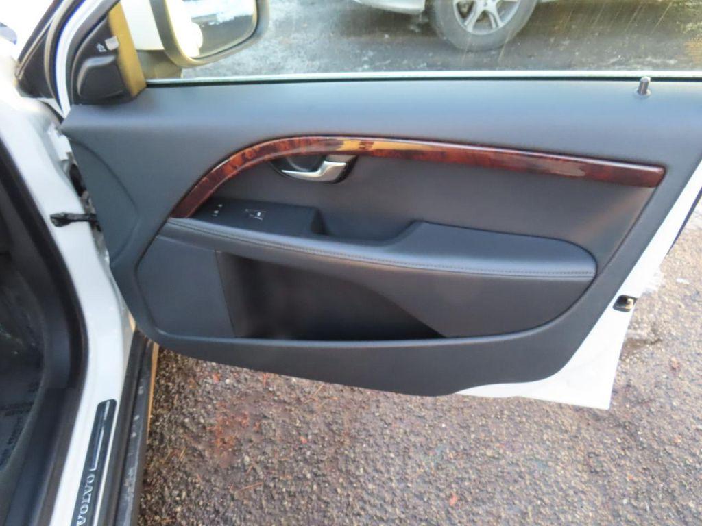 used 2015 Volvo XC70 car, priced at $10,390